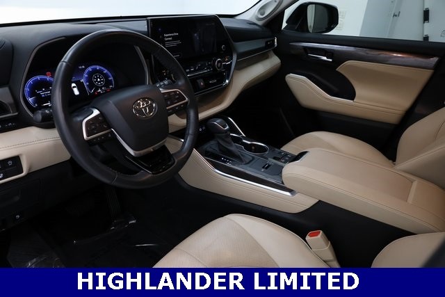 Toyota Highlander Vehicle Image 09