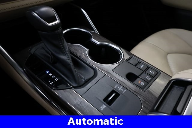 Toyota Highlander Vehicle Image 20