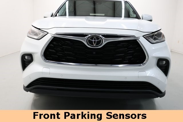 Toyota Highlander Vehicle Image 24