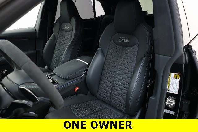 Audi RS Q8 Vehicle Image 06
