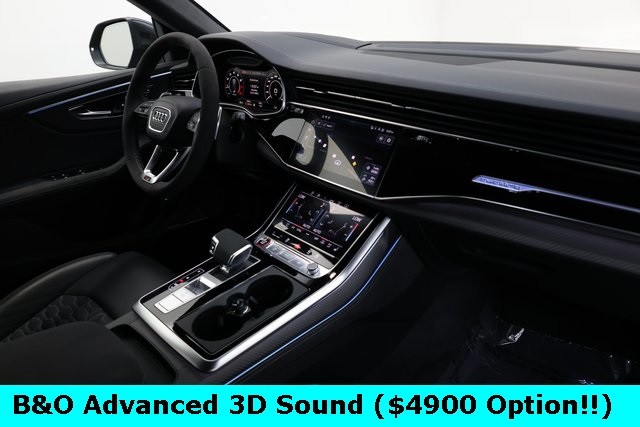 Audi RS Q8 Vehicle Image 10