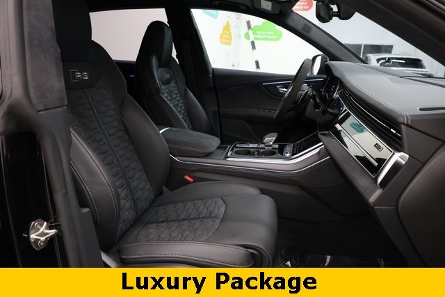 Audi RS Q8 Vehicle Image 12
