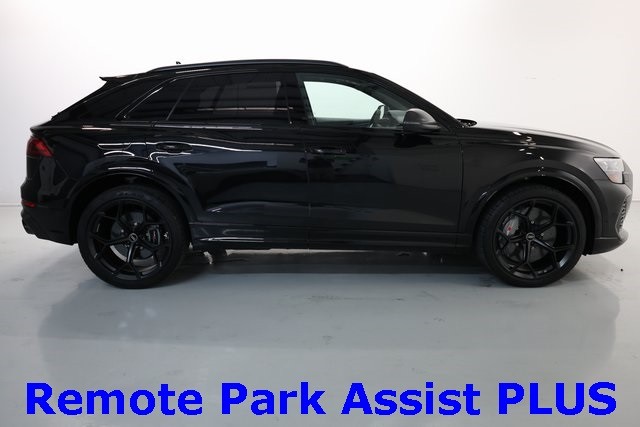 Audi RS Q8 Vehicle Image 30