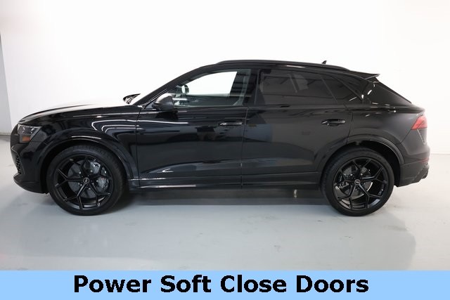 Audi RS Q8 Vehicle Image 37