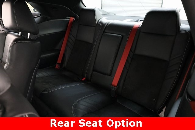 Dodge Challenger Vehicle Image 17