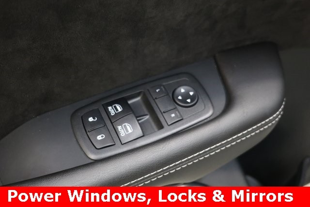 Dodge Challenger Vehicle Image 41