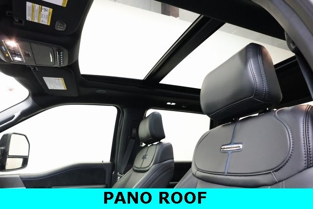 Ford Super Duty F-250 SRW Vehicle Image 24