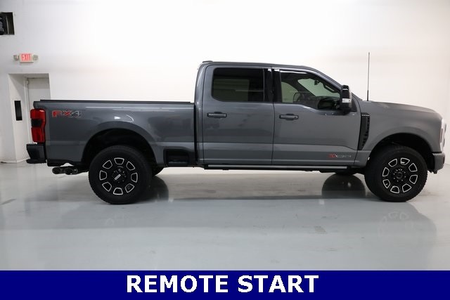 Ford Super Duty F-250 SRW Vehicle Image 27