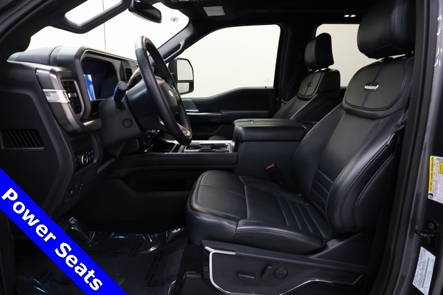 Ford Super Duty F-250 SRW Vehicle Image 34