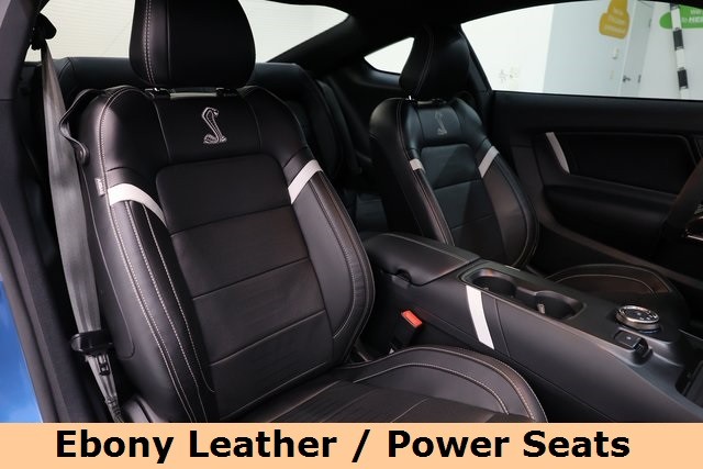 Ford Mustang Vehicle Image 17