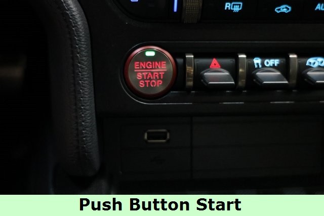 Ford Mustang Vehicle Image 24