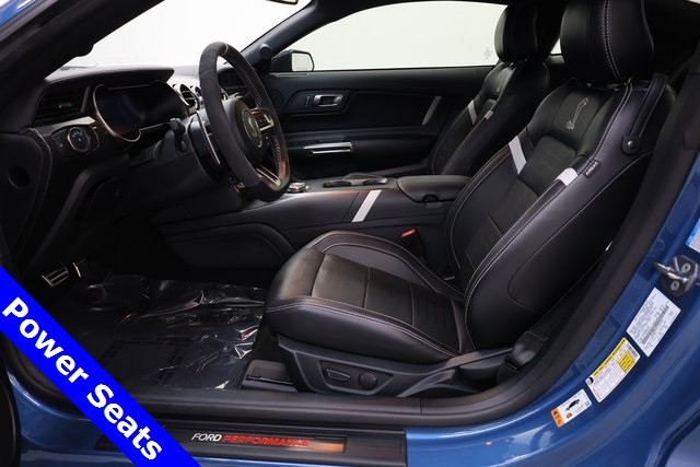Ford Mustang Vehicle Image 34