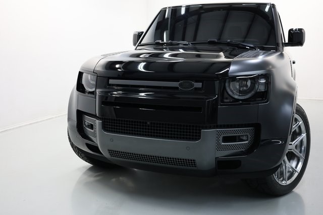Land Rover Defender 90 Vehicle Image 49