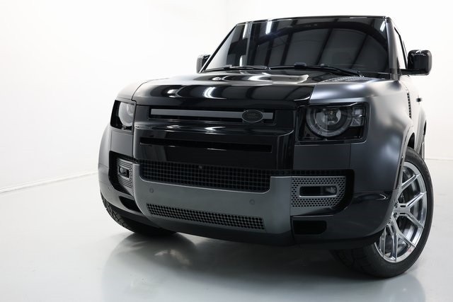 Land Rover Defender 90 Vehicle Image 50