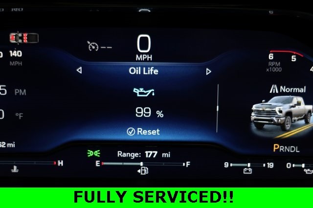 Chevrolet Silverado 2500HD Vehicle Image 05