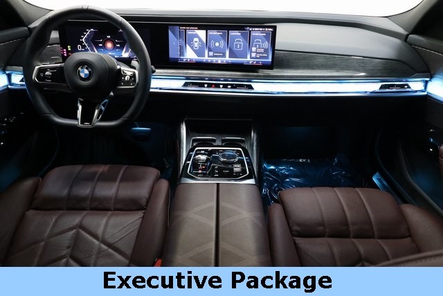 BMW 7 Series Vehicle Image 12
