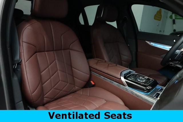 BMW 7 Series Vehicle Image 36