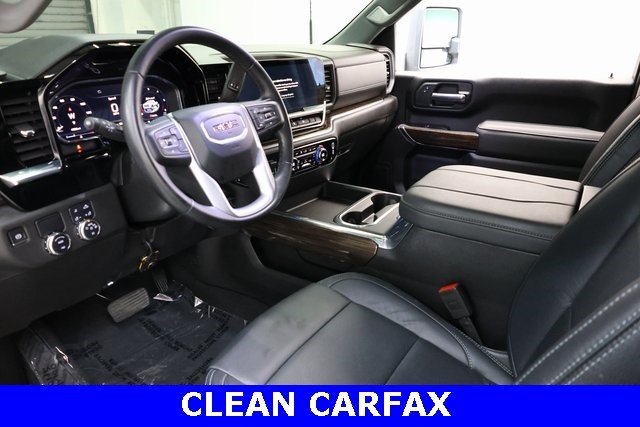 GMC Sierra 3500HD Vehicle Image 13