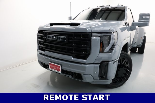 GMC Sierra 3500HD Vehicle Image 30