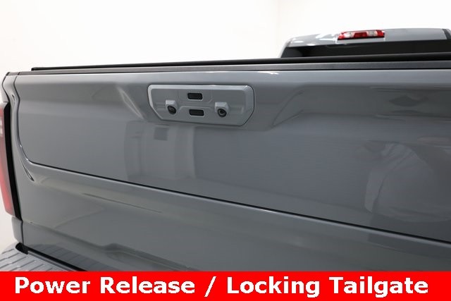 GMC Sierra 3500HD Vehicle Image 48