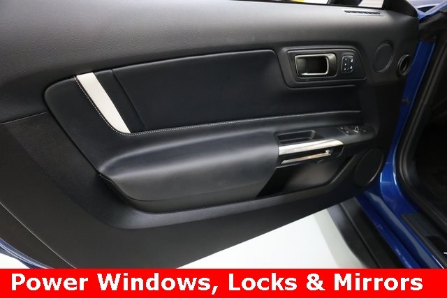 Ford Mustang Vehicle Image 49