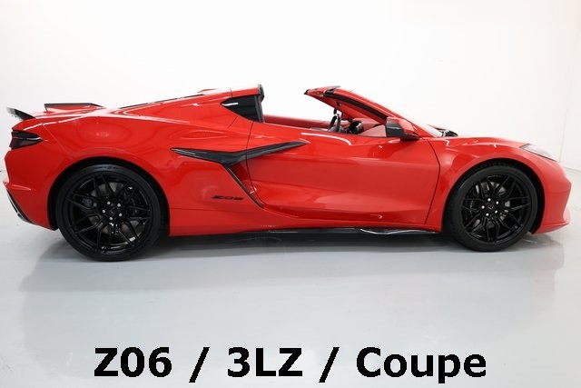 Chevrolet Corvette Vehicle Image 03
