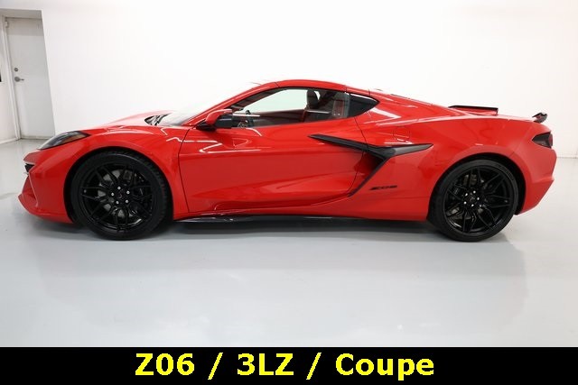 Chevrolet Corvette Vehicle Image 10