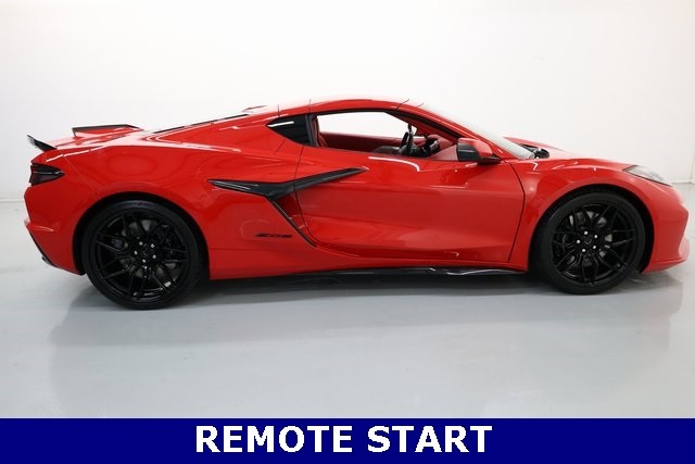 Chevrolet Corvette Vehicle Image 26