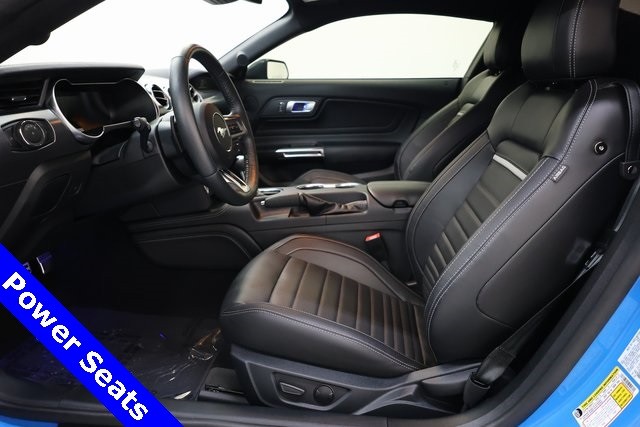 Ford Mustang Vehicle Image 32