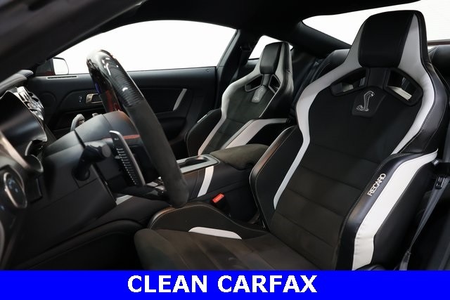 Ford Mustang Vehicle Image 09