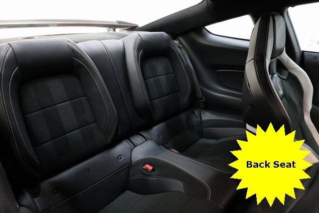 Ford Mustang Vehicle Image 17