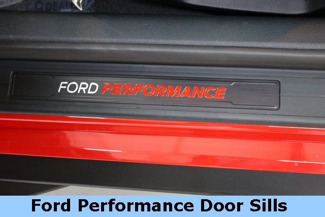 Ford Mustang Vehicle Image 30
