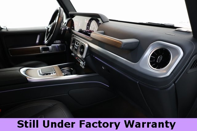 Mercedes-Benz G-Class Vehicle Image 14