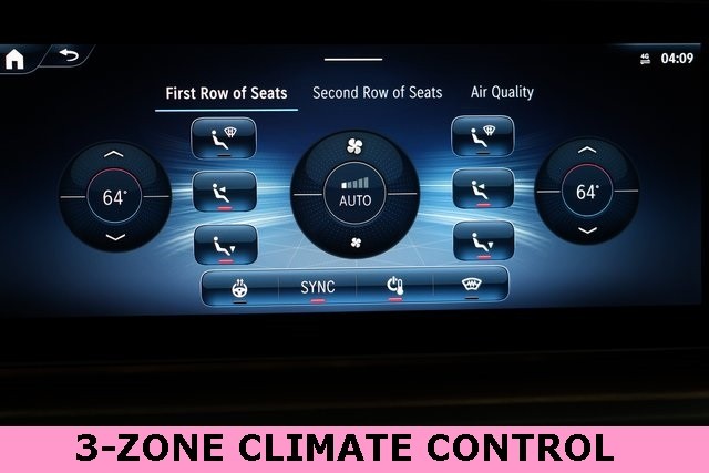 Mercedes-Benz G-Class Vehicle Image 34