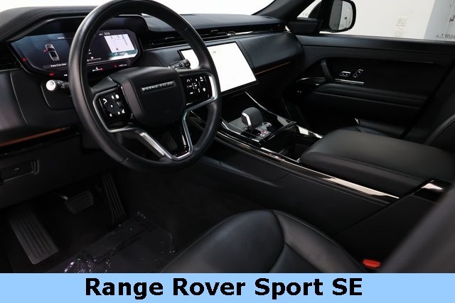Land Rover Range Rover Sport Vehicle Image 09