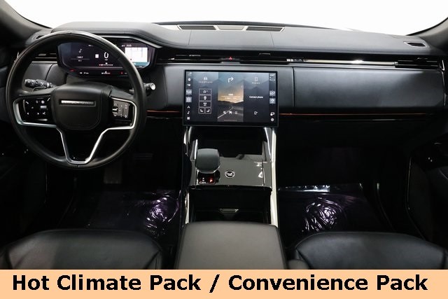 Land Rover Range Rover Sport Vehicle Image 13