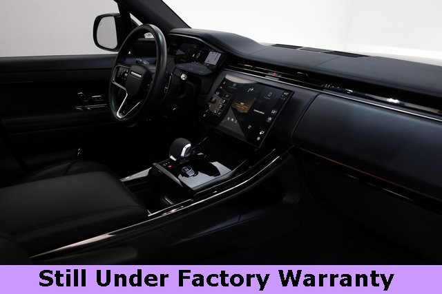 Land Rover Range Rover Sport Vehicle Image 16