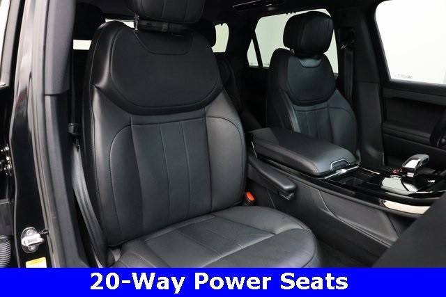 Land Rover Range Rover Sport Vehicle Image 33