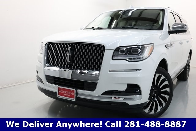 Lincoln Navigator L Vehicle Image 02