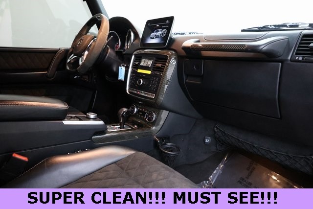 Mercedes-Benz G-Class Vehicle Image 15