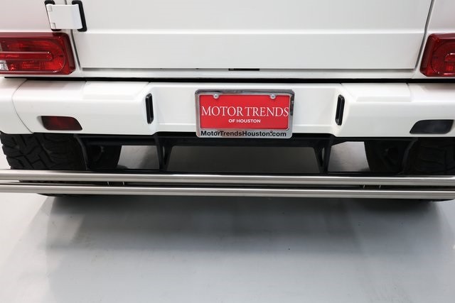 Mercedes-Benz G-Class Vehicle Image 37