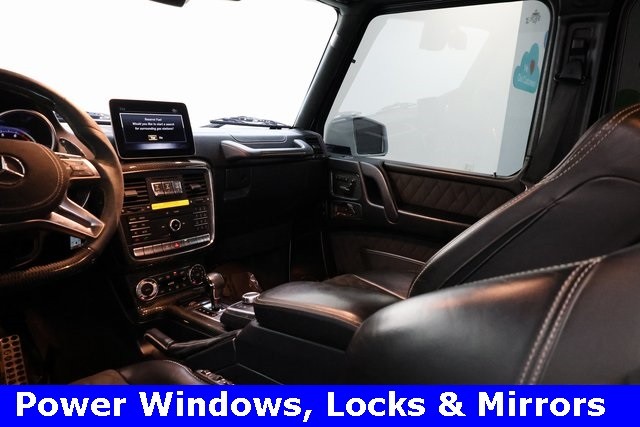 Mercedes-Benz G-Class Vehicle Image 39
