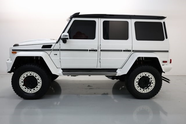 Mercedes-Benz G-Class Vehicle Image 50