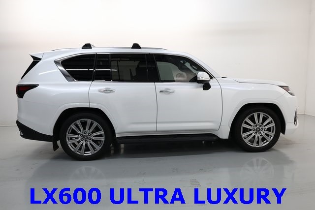 Lexus LX Vehicle Image 03