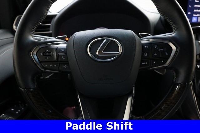Lexus LX Vehicle Image 39