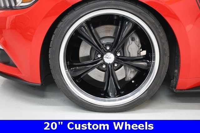 Ford Mustang Vehicle Image 31