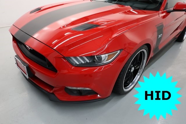 Ford Mustang Vehicle Image 32