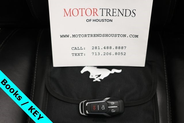 Ford Mustang Vehicle Image 37