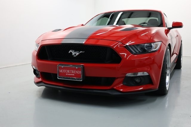 Ford Mustang Vehicle Image 41