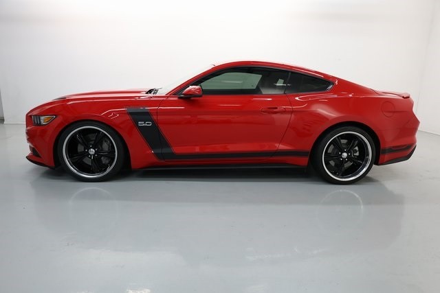Ford Mustang Vehicle Image 46